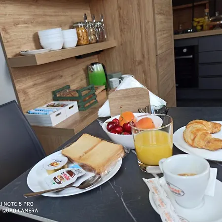 Bed and Breakfast Palazzo Lupinacci - Dimora Storica Κοσέντζα