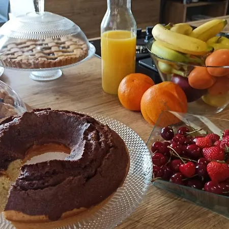 Bed and Breakfast Palazzo Lupinacci - Dimora Storica 4*