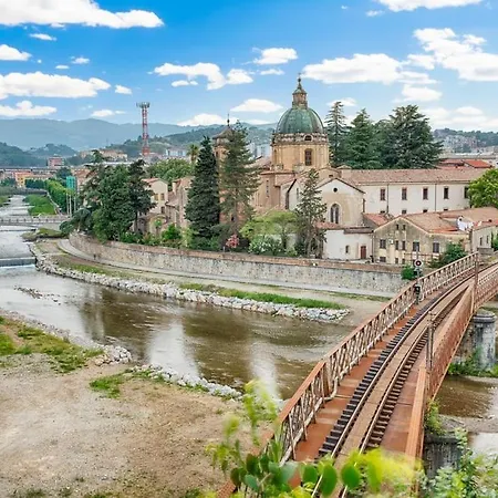 Palazzo Lupinacci - Dimora Storica 4* Κοσέντζα