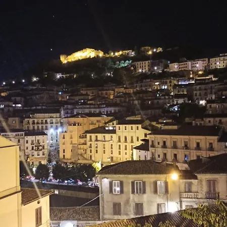 Palazzo Lupinacci - Dimora Storica Bed and Breakfast