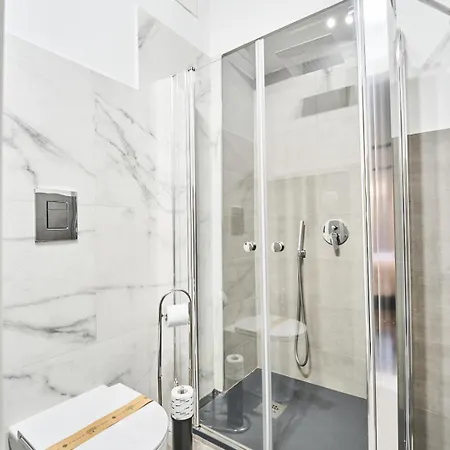 Palazzo Lupinacci - Dimora Storica 3* 코센차