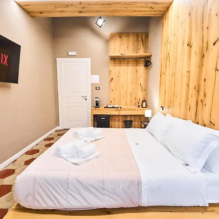 Palazzo Lupinacci - Dimora Storica B&B