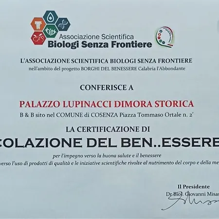 Palazzo Lupinacci - Dimora Storica 3* Cosenza